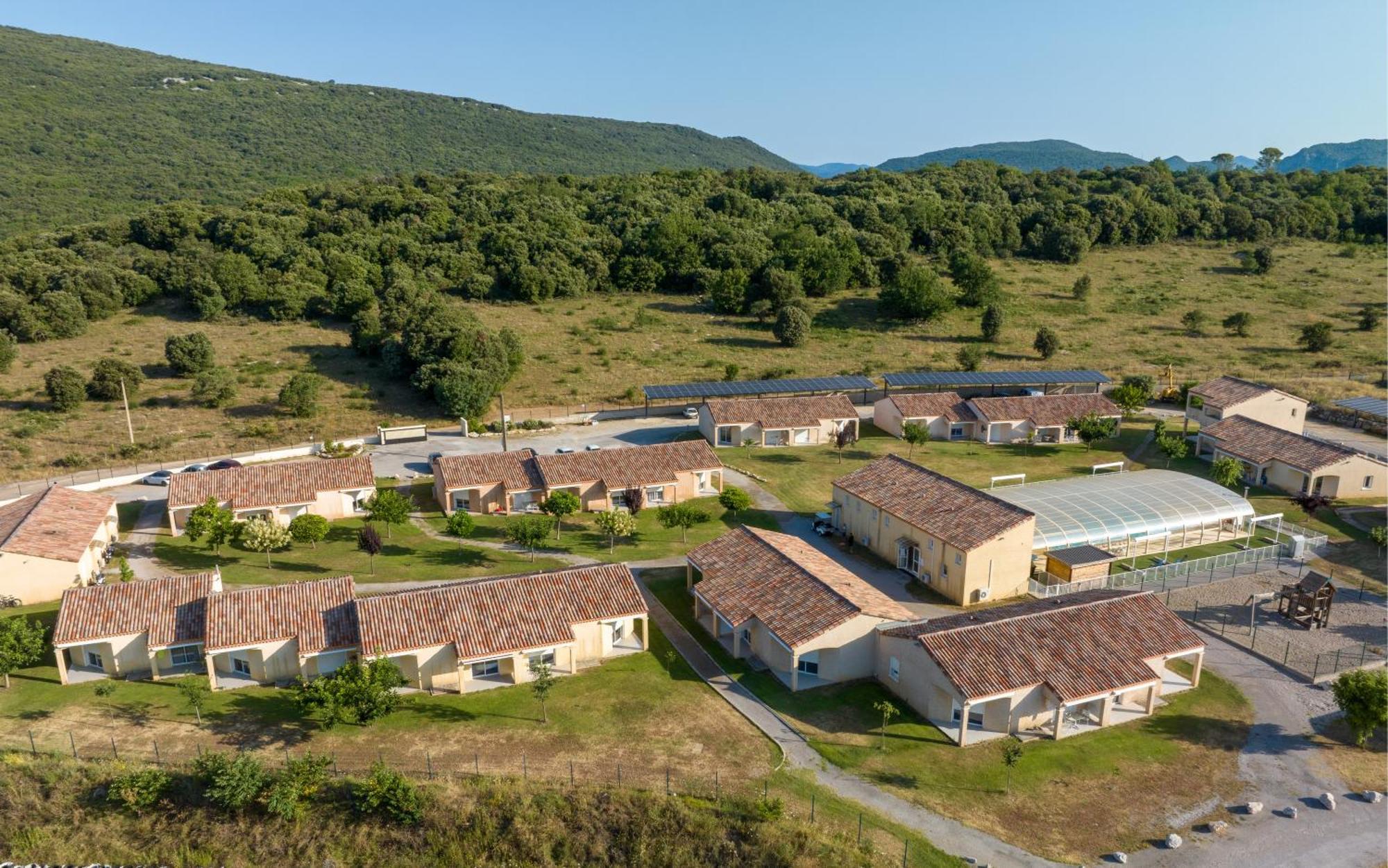 Park & Suites Village Gorges De L'Herault-Cevennes Brissac Zewnętrze zdjęcie