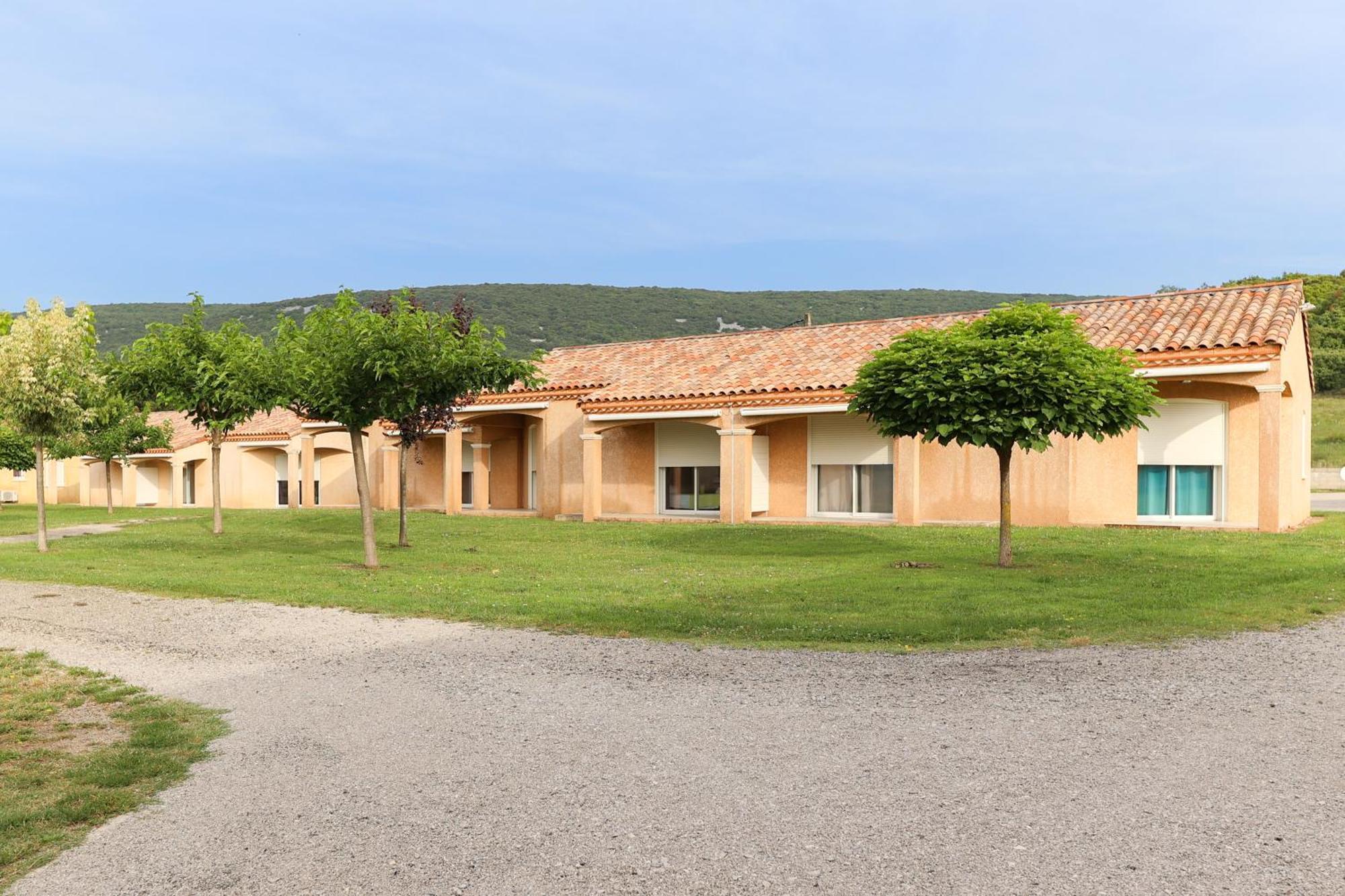 Park & Suites Village Gorges De L'Herault-Cevennes Brissac Zewnętrze zdjęcie